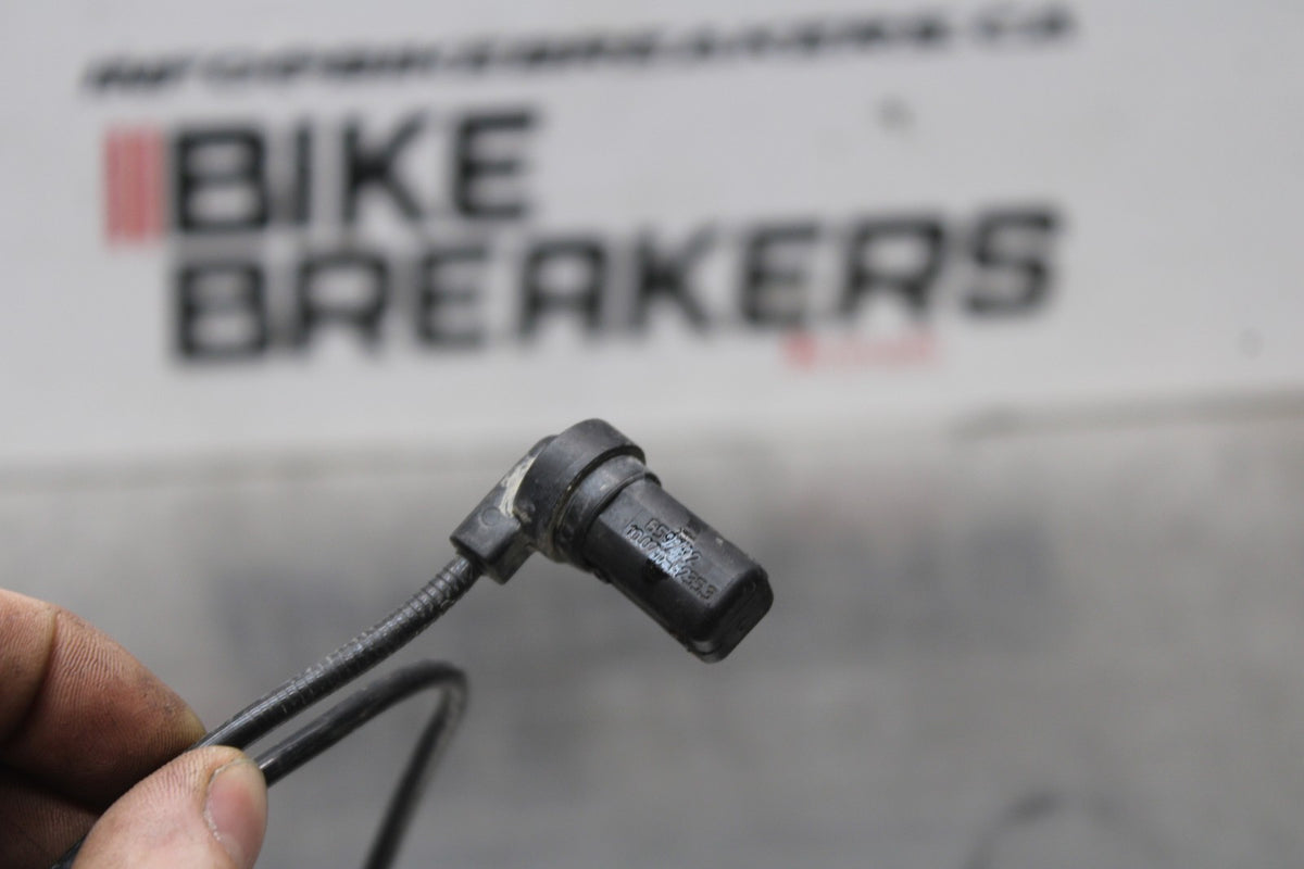 19 MOTO GUZZI V7 III FRONT ABS BRAKE SENSOR BB831