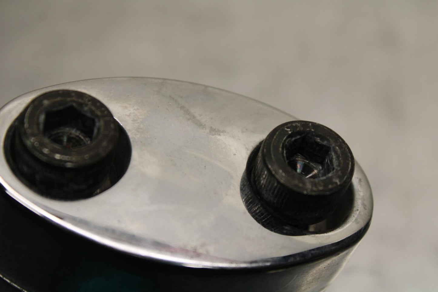 2005 Kawasaki Vulcan 1600 VN1600A Classic HANDLEBAR RISERS BB574