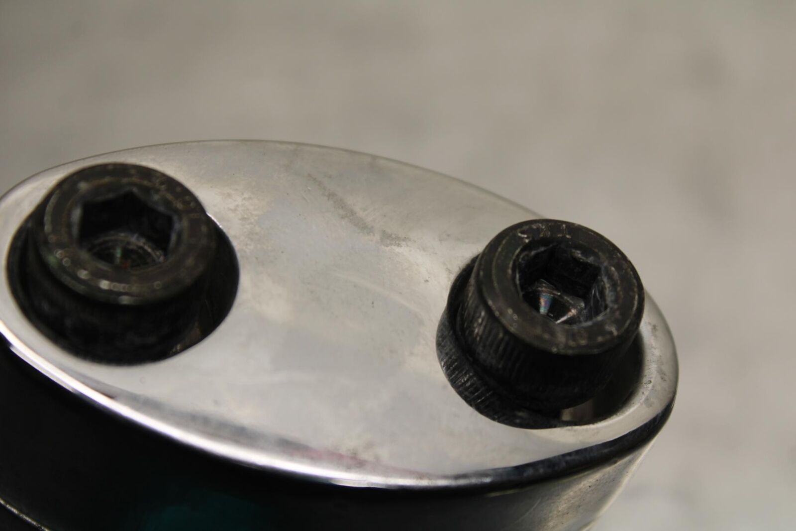 2005 Kawasaki Vulcan 1600 VN1600A Classic HANDLEBAR RISERS BB574