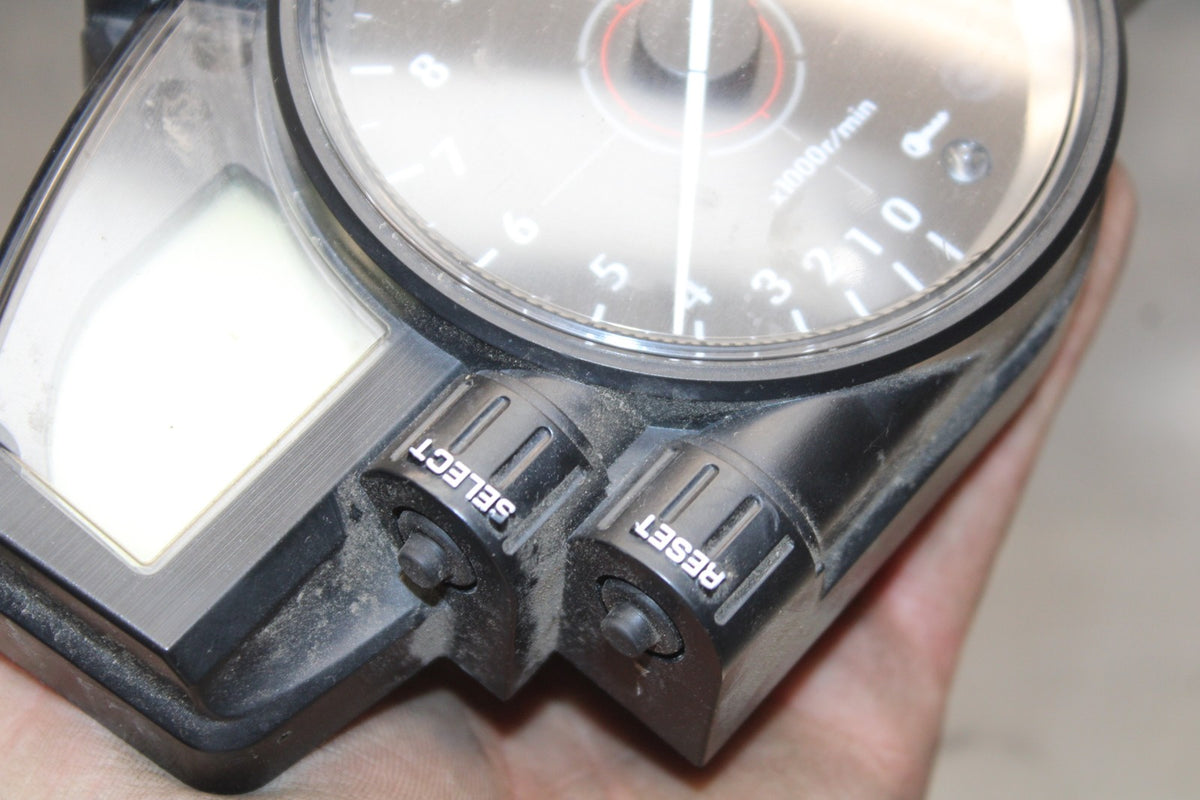 07 YAMAHA YZF R1 25201KM SPEEDO GAUGES CLUSTER SPEEDOMETER TACHOMETER BB826
