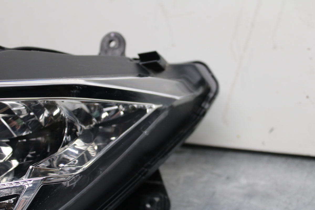 19-23 KAWASAKI NINJA ZX6R FRONT HEADLIGHT HEAD LIGHT LAMP BB749