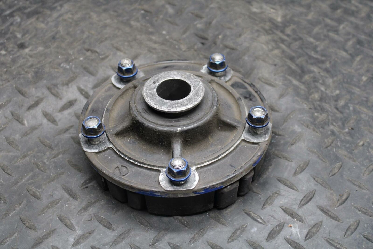 08-09 SUZUKI GSXR600 REAR HUB W/ SHOCK DAMPERS CUSH ABSORBERS BB226 A