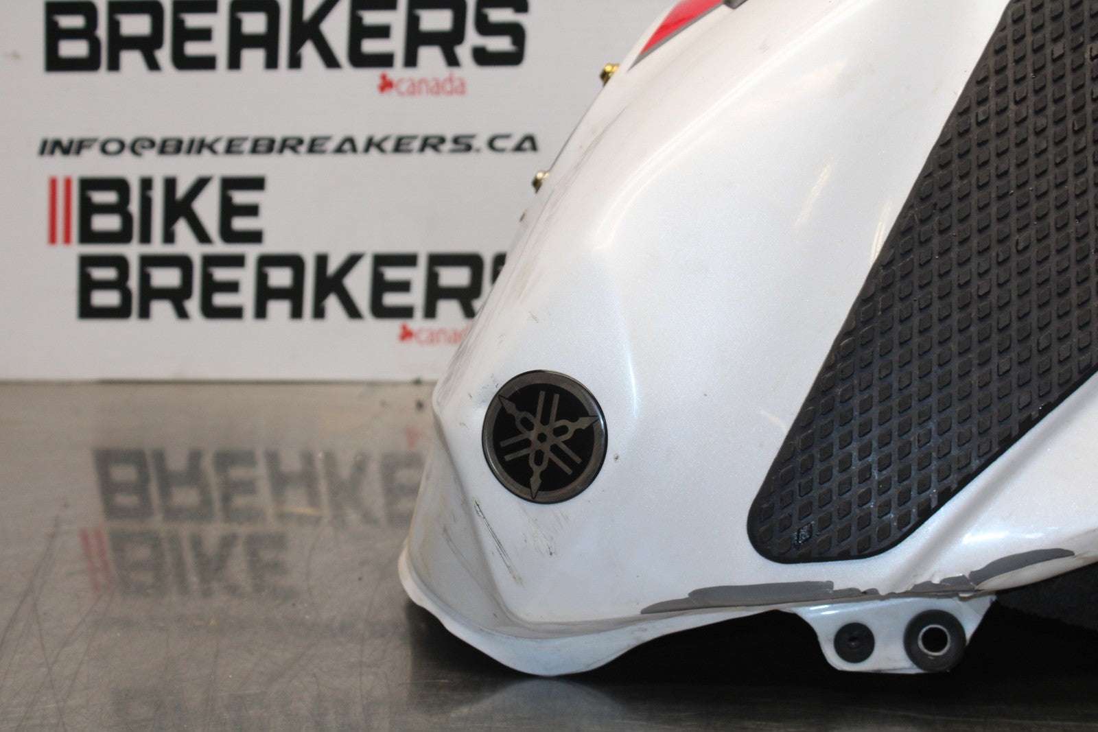 07-08 YAMAHA YZF R1 GAS TANK FUEL CELL PETROL RESERVOIR BB771