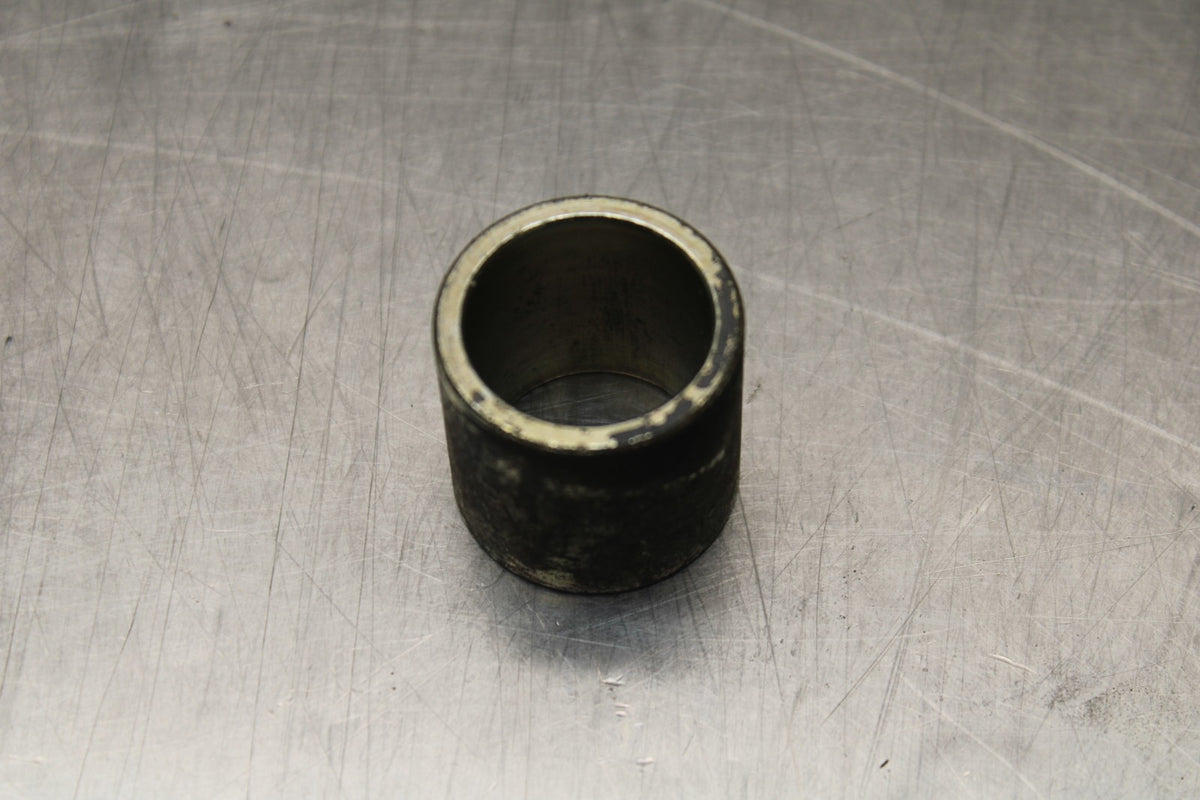 02 DUCATI MONSTER 620 FRONT WHEEL RIM AXLE PIVOT BOLT BB851