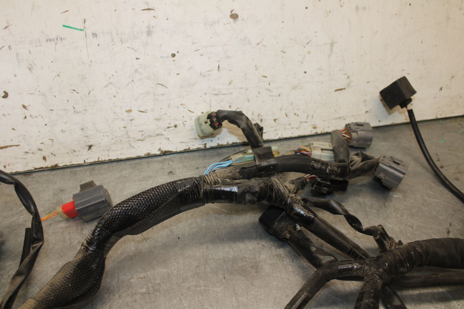 19-23 KAWASAKI NINJA ZX6R MAIN ENGINE WIRING HARNESS MOTOR WIRE LOOM BB701