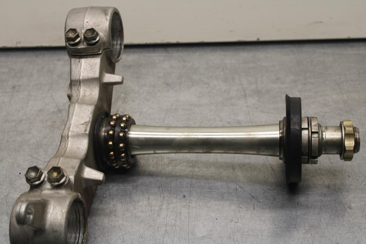 2003 Suzuki SV1000S FRONT FORKS CLAMP LOWER TRIPLE TREE STEM BB85