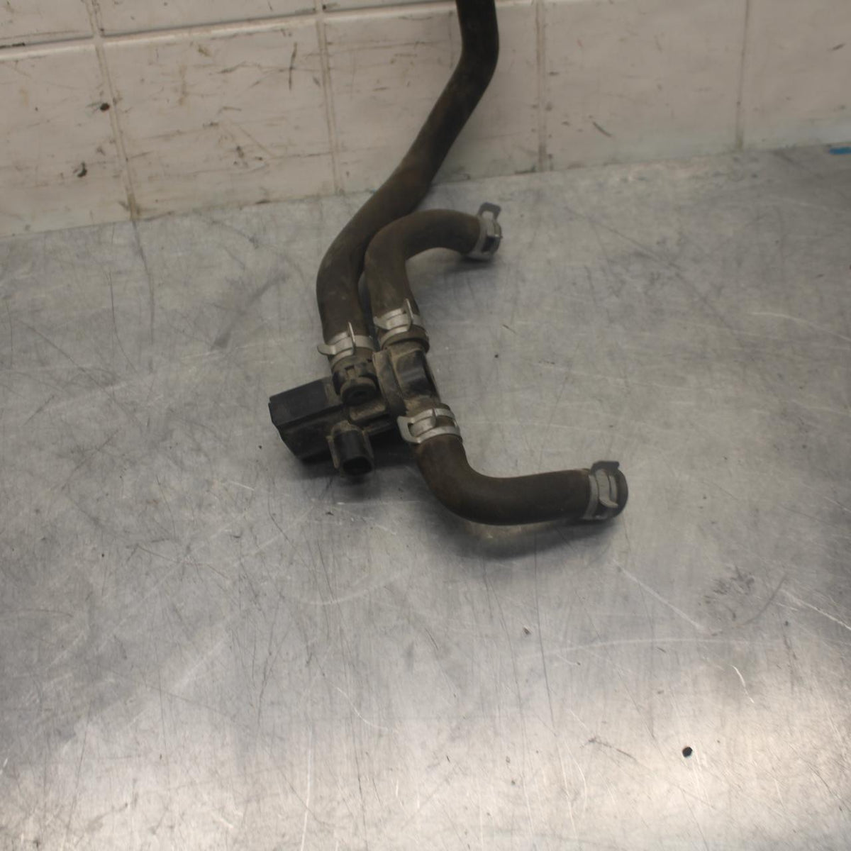 15-21 SUZUKI GSXR600 AIR VALVE SOLENOID TOP ENGINE SWITCH SENSOR BB460