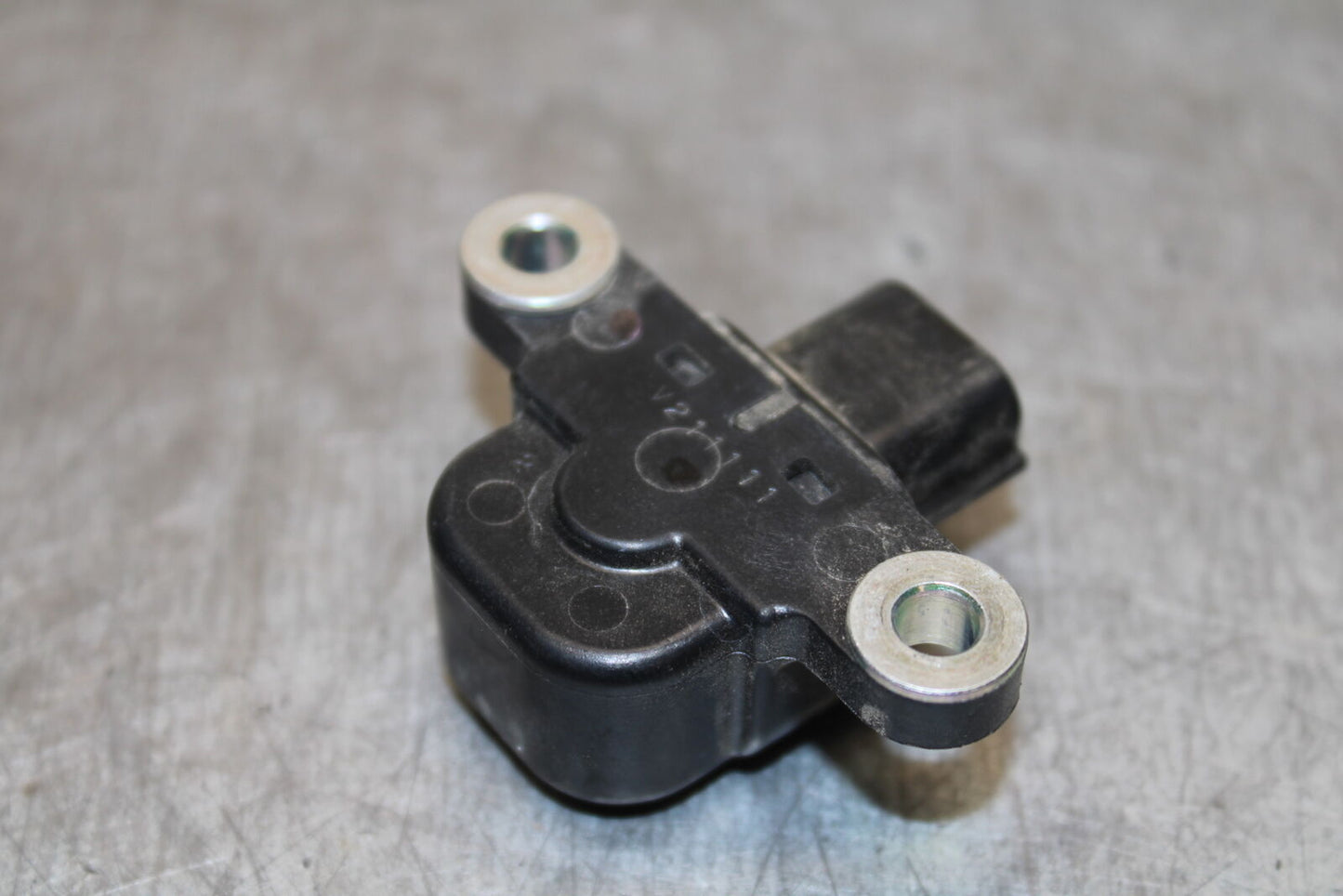 19-23 KAWASAKI NINJA ZX6R TIP OVER BANK ANGLE CRASH SENSOR SWITCH  BB701