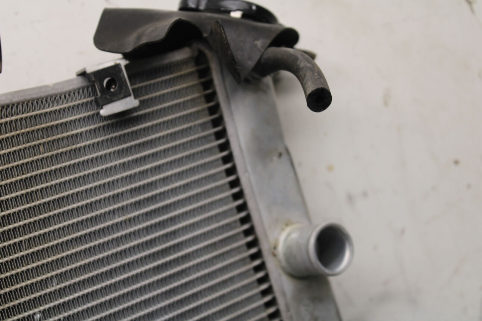 13-18 KAWASAKI NINJA ZX6R ENGINE RADIATOR MOTOR COOLER COOLING RADIATER BB666