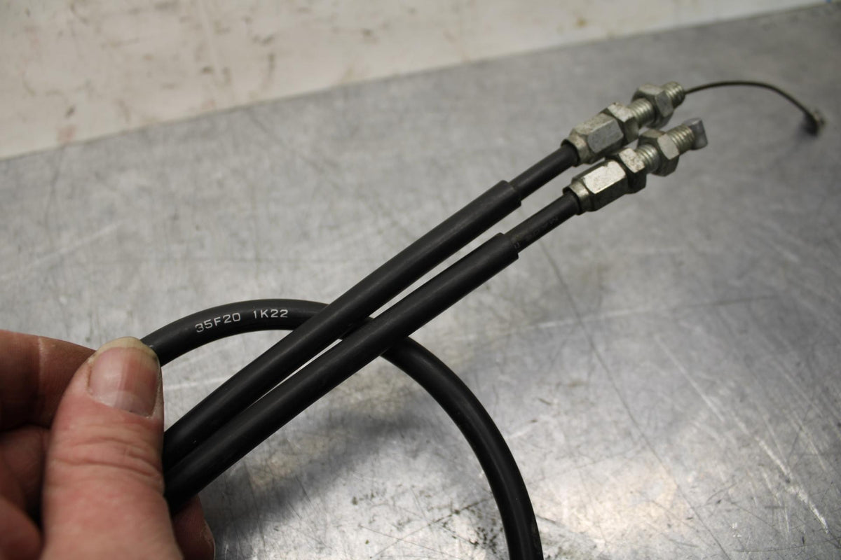2002 Suzuki GSXR1000 THROTTLE CABLES LINES 58300-35F00 58300-35F10 BB73