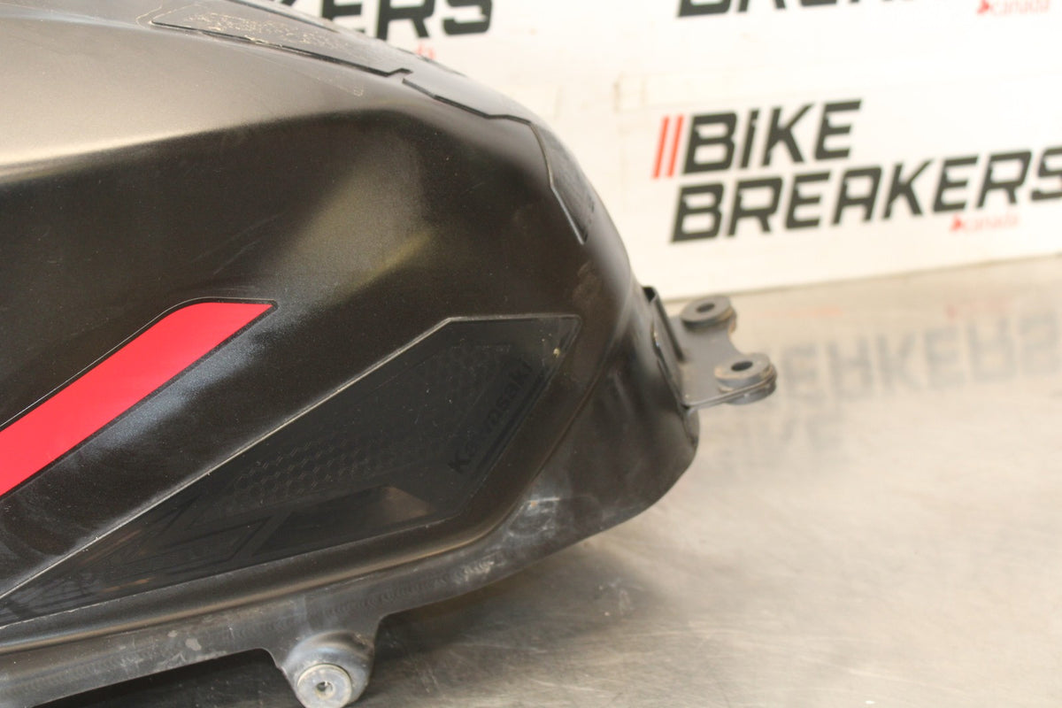 24-25 KAWASAKI NINJA 500 EX500J ABS GAS TANK FUEL CELL PETROL RESERVOIR BB934