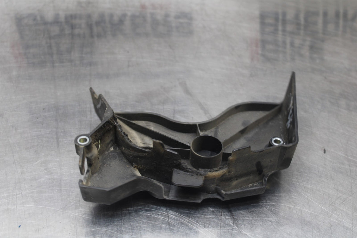 17-18 YAMAHA YZF R3 ENGINE SPROCKET COVER BB788