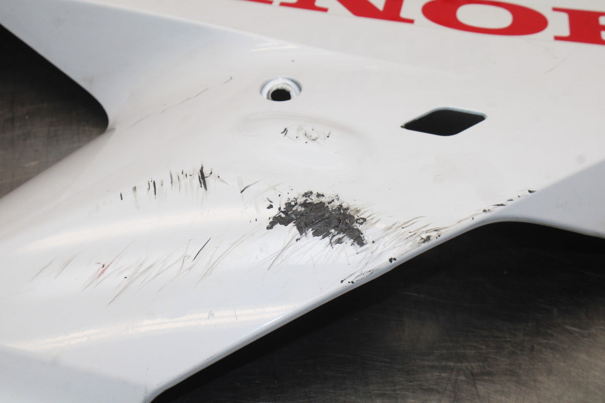 13-24 HONDA CBR600RR RIGHT LOWER BOTTOM BELLY SIDE FAIRING COWL  BB772