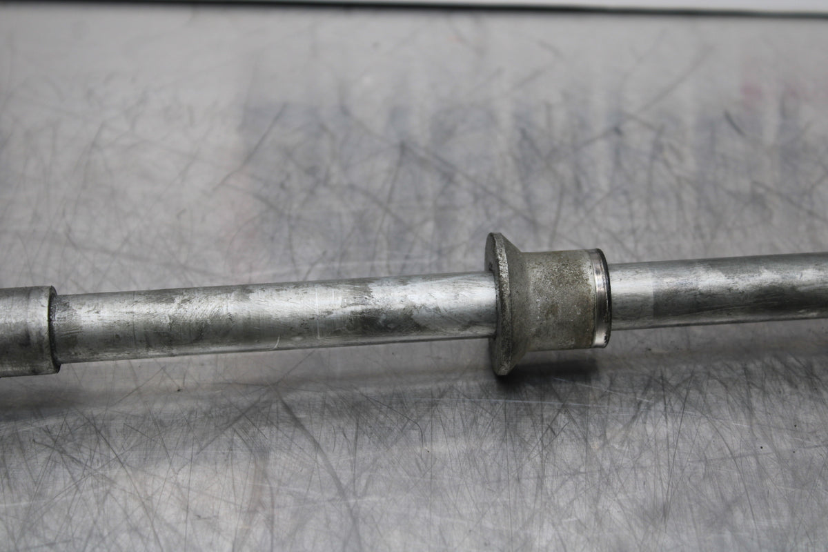 08 MOTO GUZZI BREVA 750 REAR AXLE BACK WHEEL RIM PIVOT BOLT AXEL BB154
