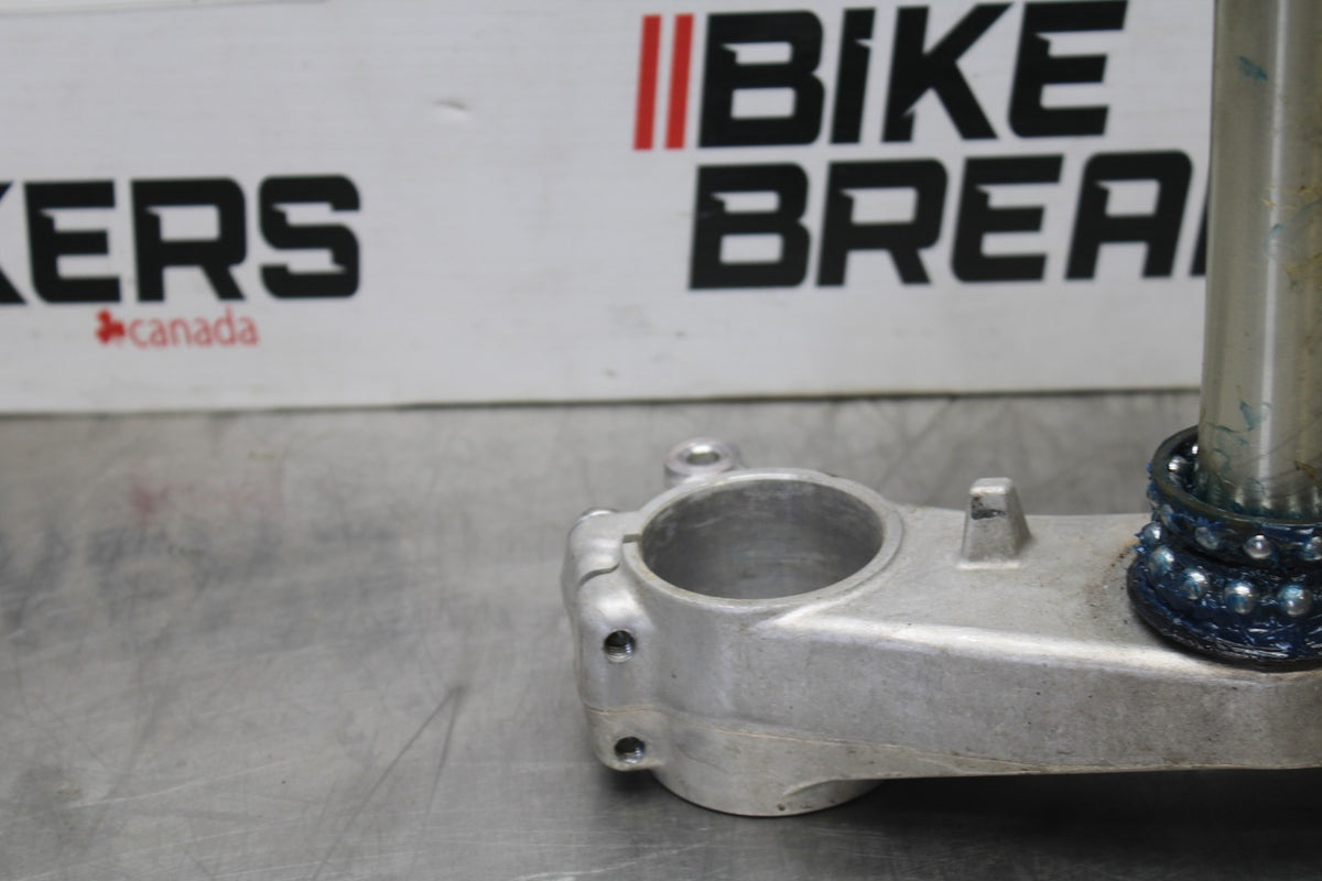 11-26 SUZUKI GSXR750 FRONT FORKS CLAMP LOWER TRIPLE TREE STEM BB900