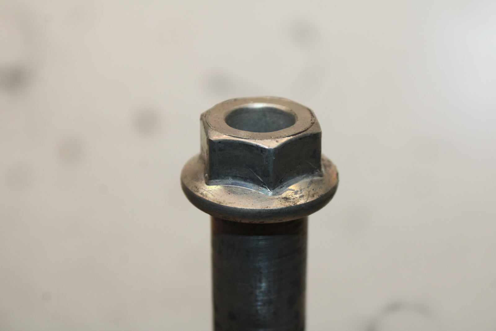 14-15 YAMAHA V STAR 1300 XVS1300CT TOURER FRONT WHEEL RIM AXLE PIVOT BOLT BB722