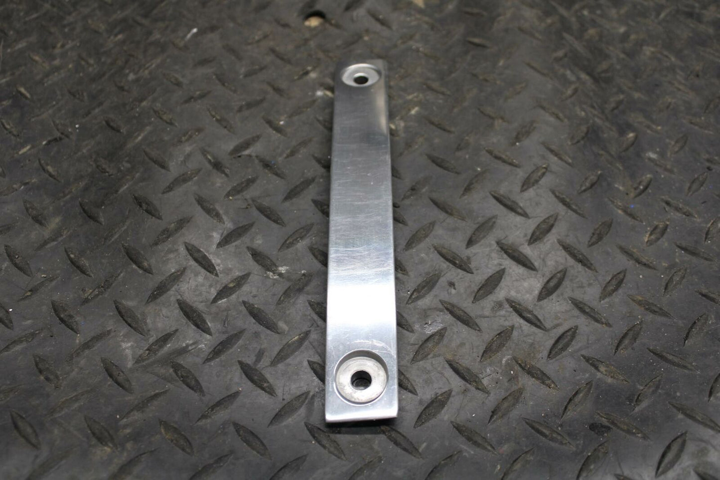 05-06 KAWASAKI VULCAN VN1500 CLASSIC UPPER TRIPLE TREE CLAMP TRIM CAP BB220