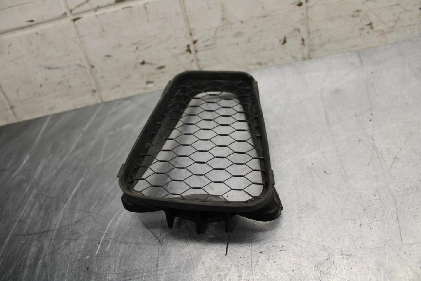 07-12 HONDA CBR600RR AIR INTAKE GRILL BB500