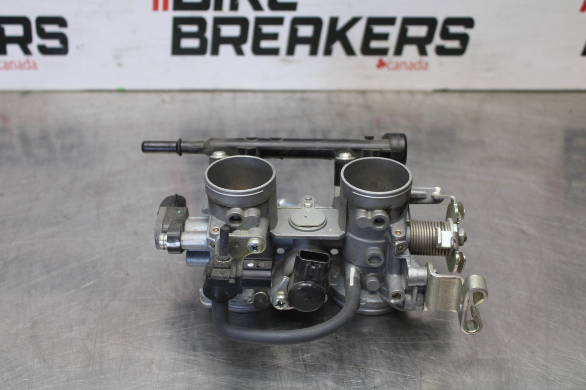 24-25 KAWASAKI ELIMINATOR 450 THROTTLE BODY BODIES BB869