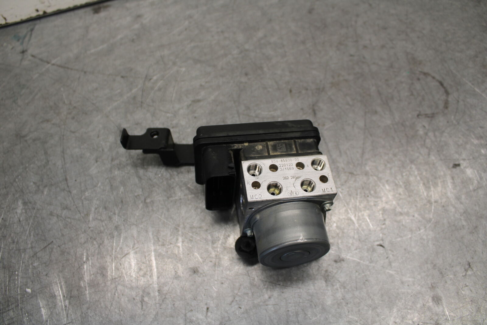 22-24 YAMAHA XSR900 ABS PUMP UNIT MODULE BB683