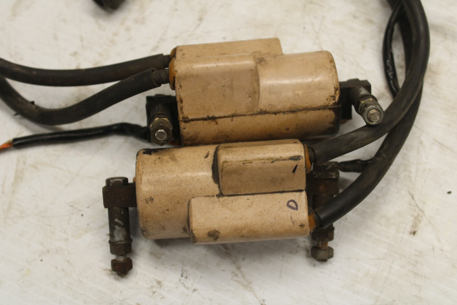77-79 SUZUKI GS750 IGNITION COILS COIL SPARK PLUG CAPS BB258