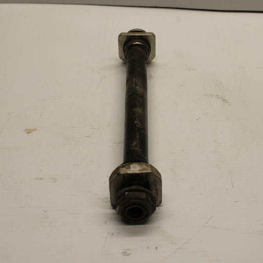 08-09 SUZUKI GSXR600 REAR AXLE BACK WHEEL RIM PIVOT BOLT AXEL BB244