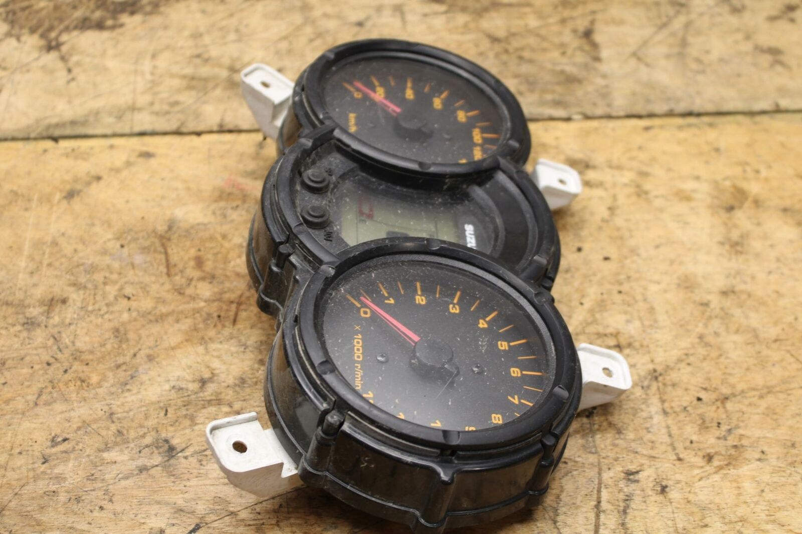 07-11 SUZUKI VSTROM 650 SPEEDO TACH GAUGES DISPLAY CLUSTER SPEEDOMETER BB340