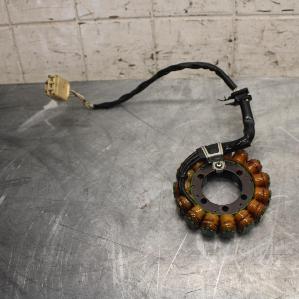 2010 Aprilia RSV1000R STATOR GENERATOR ALTERNATOR MAGNETO BB513