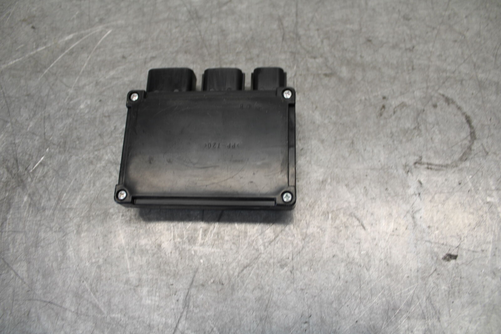 13-18 KAWASAKI NINJA ZX6R RELAY ASSEMBLY FUSE BOX BB682