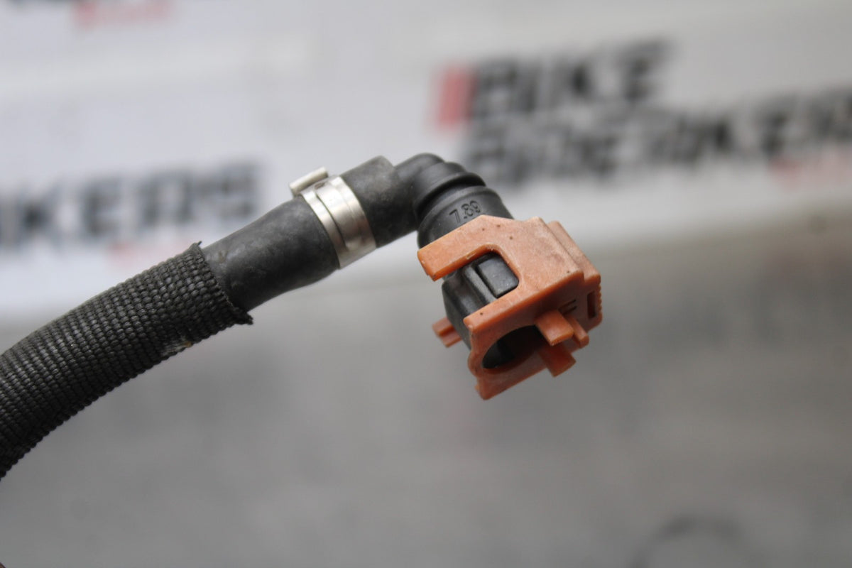 12 TRIUMPH STREET TRIPLE R FUEL HOSE GAS LINE TUBE PIPE BB914