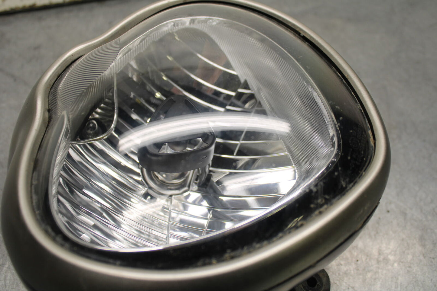 16-17 KAWASAKI VULCAN S 650 EN650 ABS FRONT HEAD LIGHT HEADLIGHT LAMP BB731