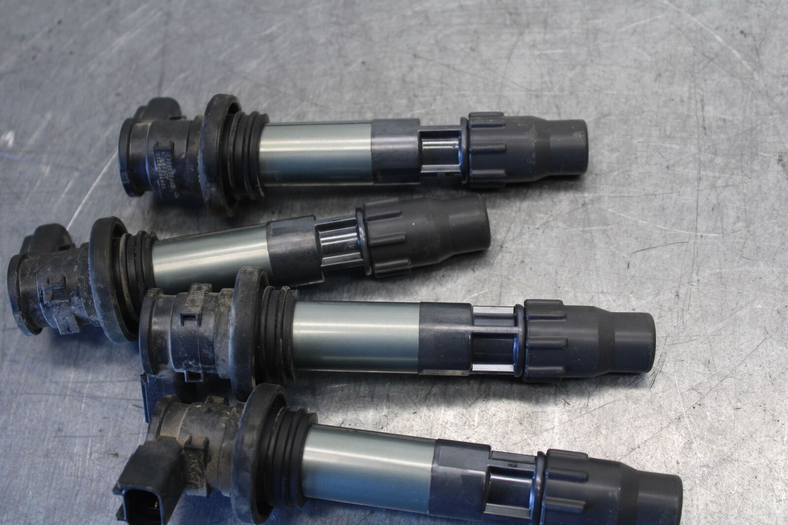 11-24 SUZUKI GSXR750 IGNITION COILS COIL SPARK PLUG CAPS BB687