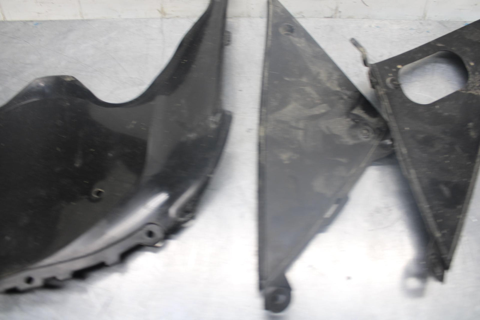 15-21 SUZUKI GSXR600 INNER FAIRING COWL TRIM COVER PANEL  BB460
