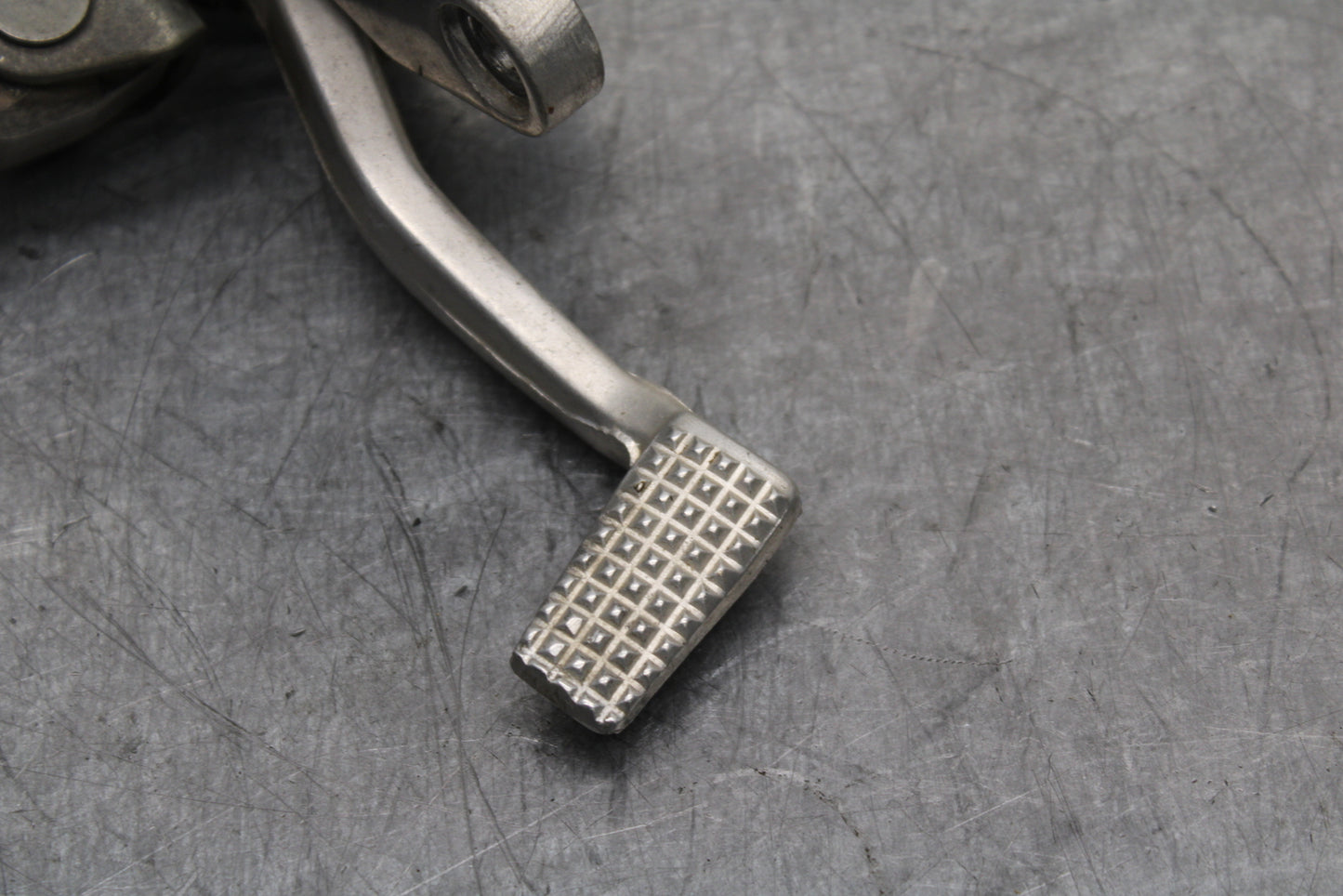 93-94 KAWASAKI NINJA ZX7R RIGHT REARSET REAR SET DRIVER FOOT PEG REST STOP BB124