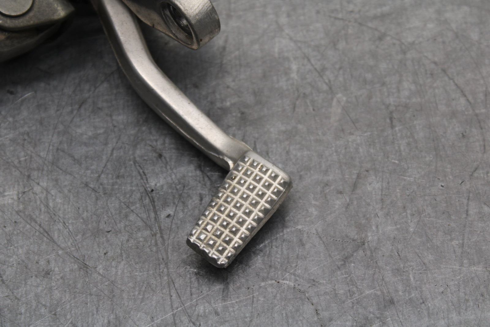 93-94 KAWASAKI NINJA ZX7R RIGHT REARSET REAR SET DRIVER FOOT PEG REST STOP BB124