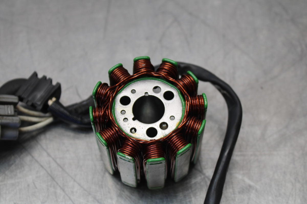 04-05 YAMAHA YZF R1 STATOR GENERATOR ALTERNATOR MAGNETO BB173