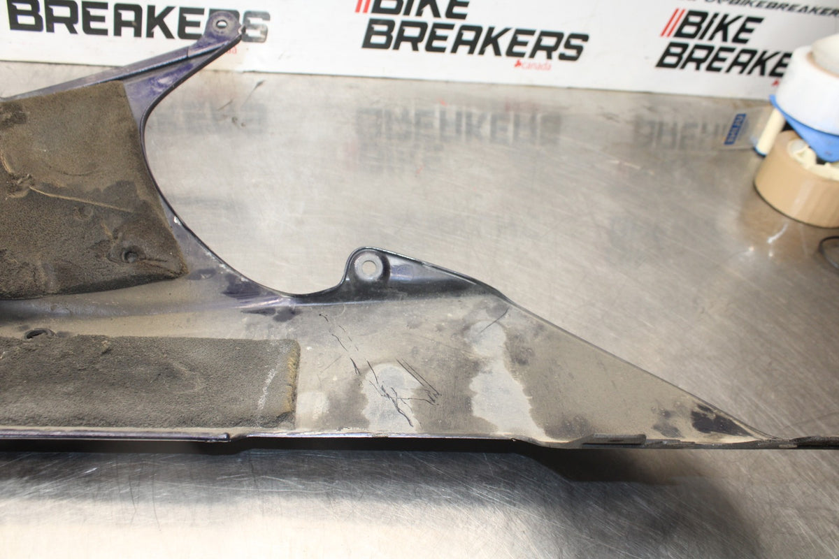 00-01 HONDA CBR929RR RIGHT LOWER BOTTOM BELLY SIDE FAIRING COWL  BB925