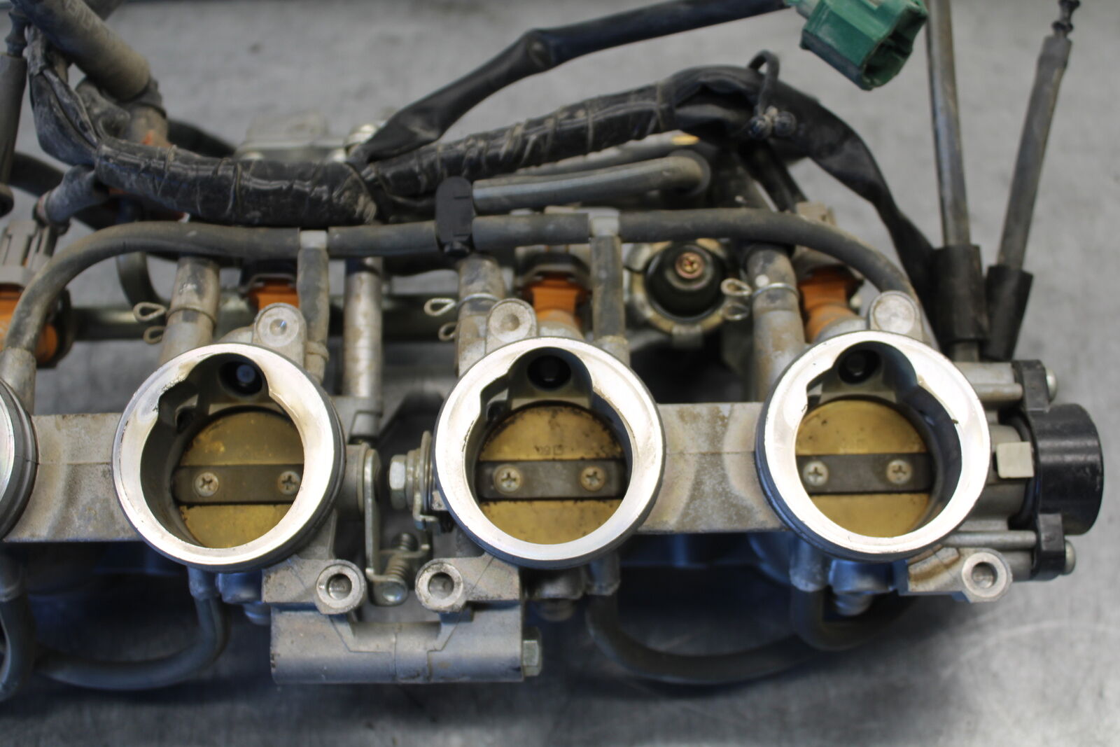 07-09 YAMAHA FZ6 MAIN FUEL INJECTORS / THROTTLE BODIES BB713