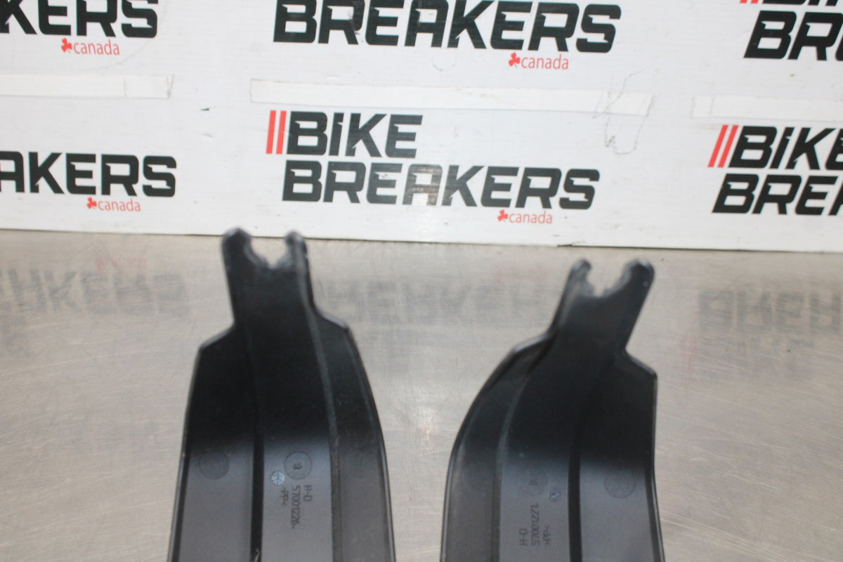 22 HARLEY-DAVIDSON PAN AMERICA 1250 HAND GUARD COVER SHIELD SET PAIR BB910