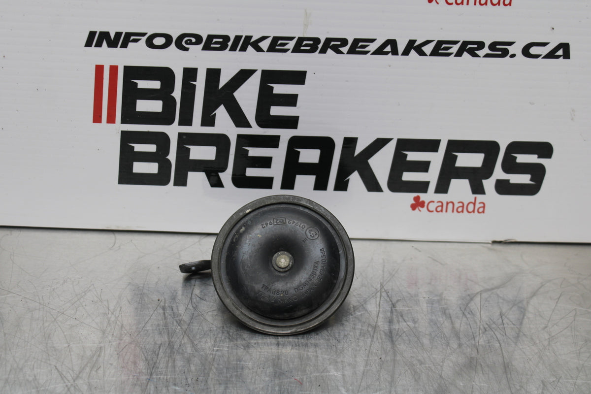 04-05 KAWASAKI NINJA ZX10R HORN SIGNAL BB163