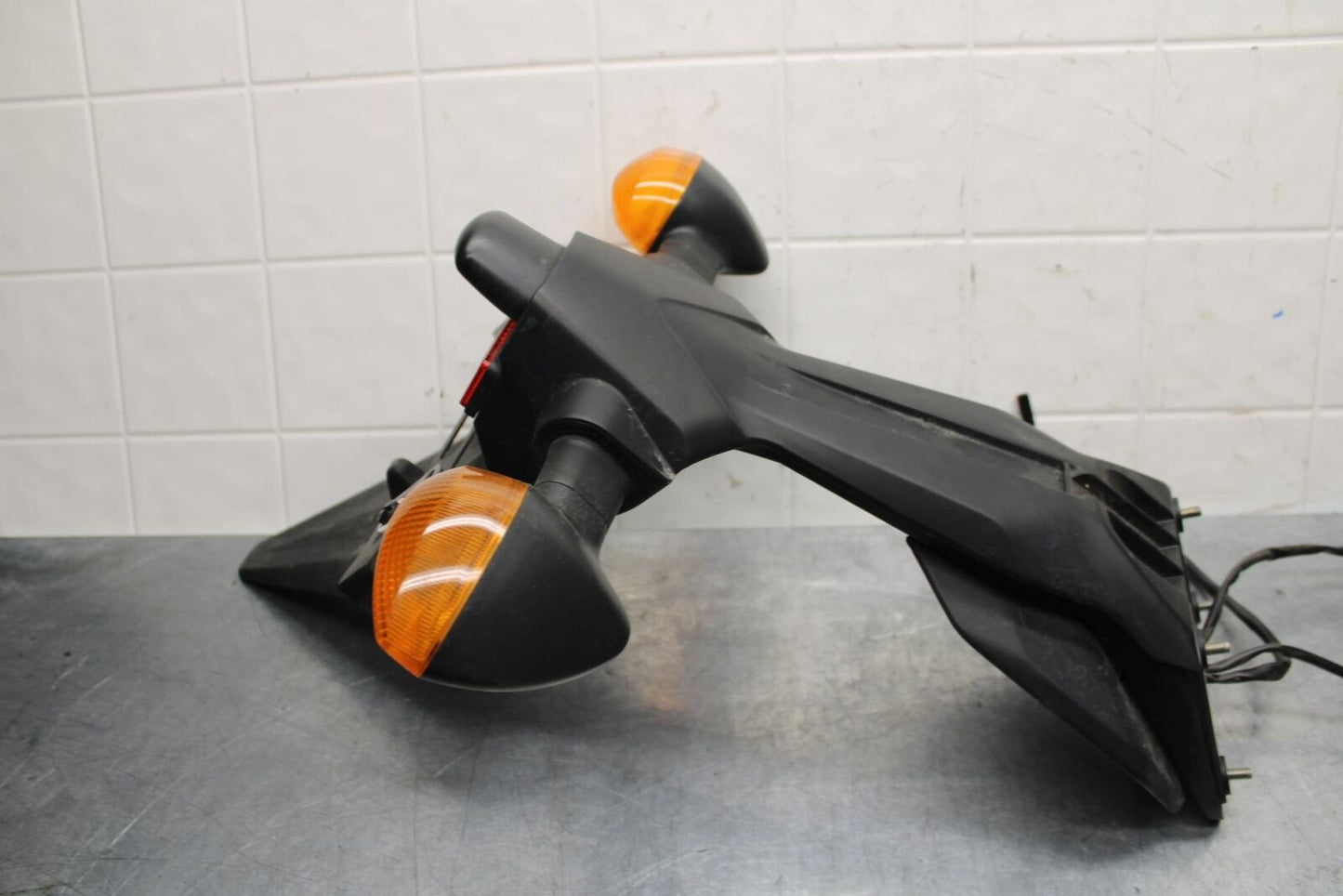 19-21 YAMAHA YZF R3 REAR BACK FENDER MUD GUARD BB588