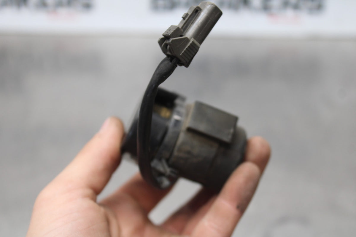 05 DUCATI SUPERSPORT 800 ENGINE STARTER RELAY STARTING MOTOR SWITCH BB913