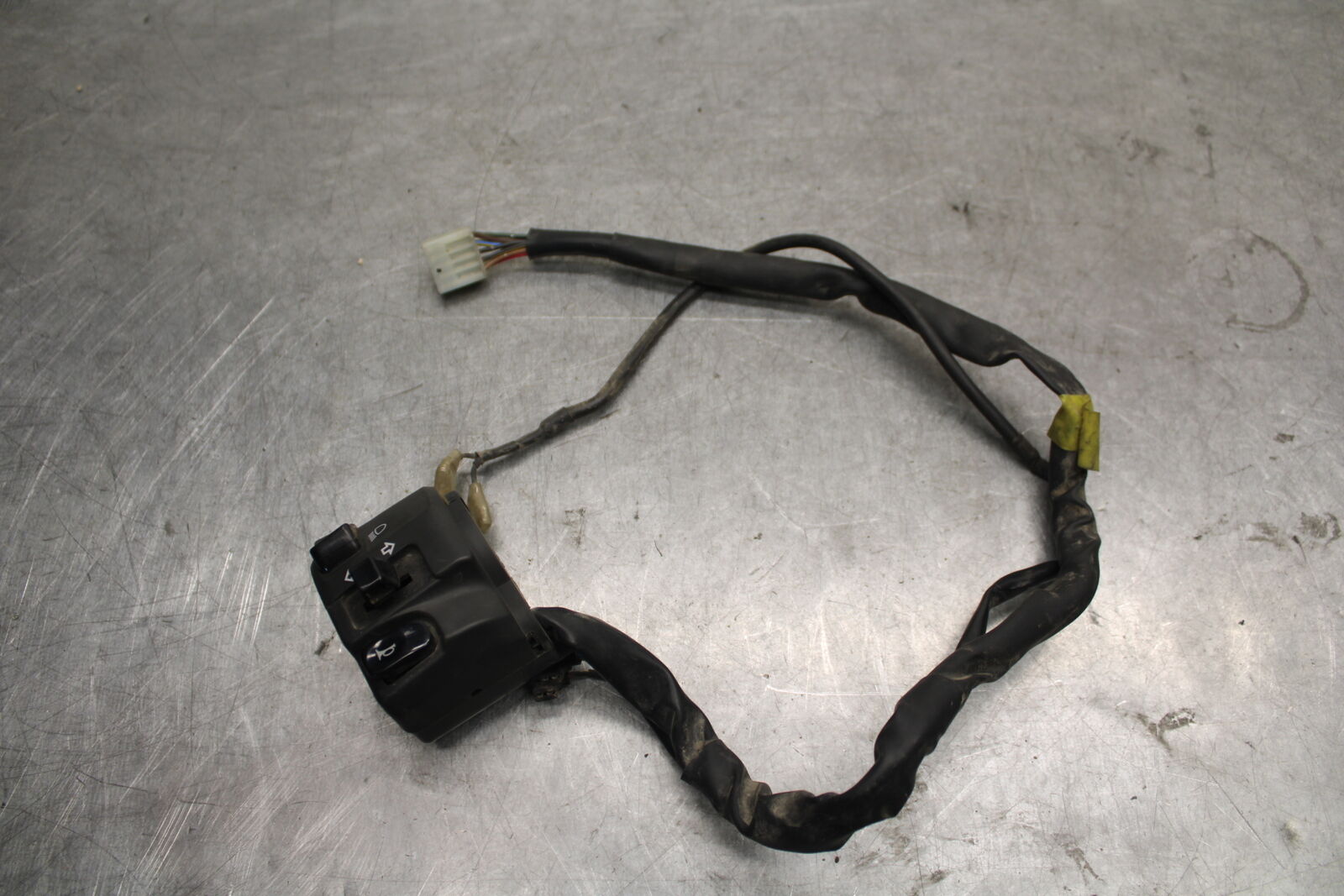 07-08 YAMAHA YZF R1 LEFT CLIP ON HANDLE HORN SIGNALS SWITCH SWITCHES  BB675