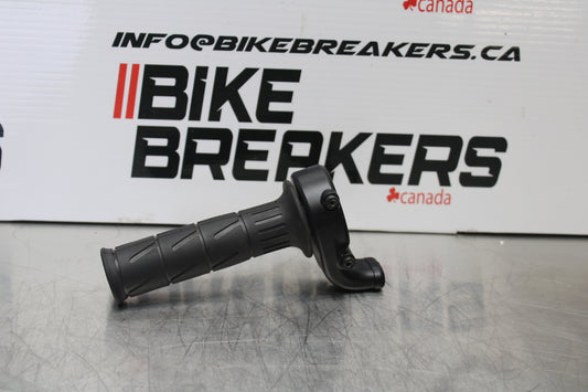 23-24 KAWASAKI NINJA ZX14R NEW!! THROTTLE CABLE LINE HOUSING GUIDE BB153