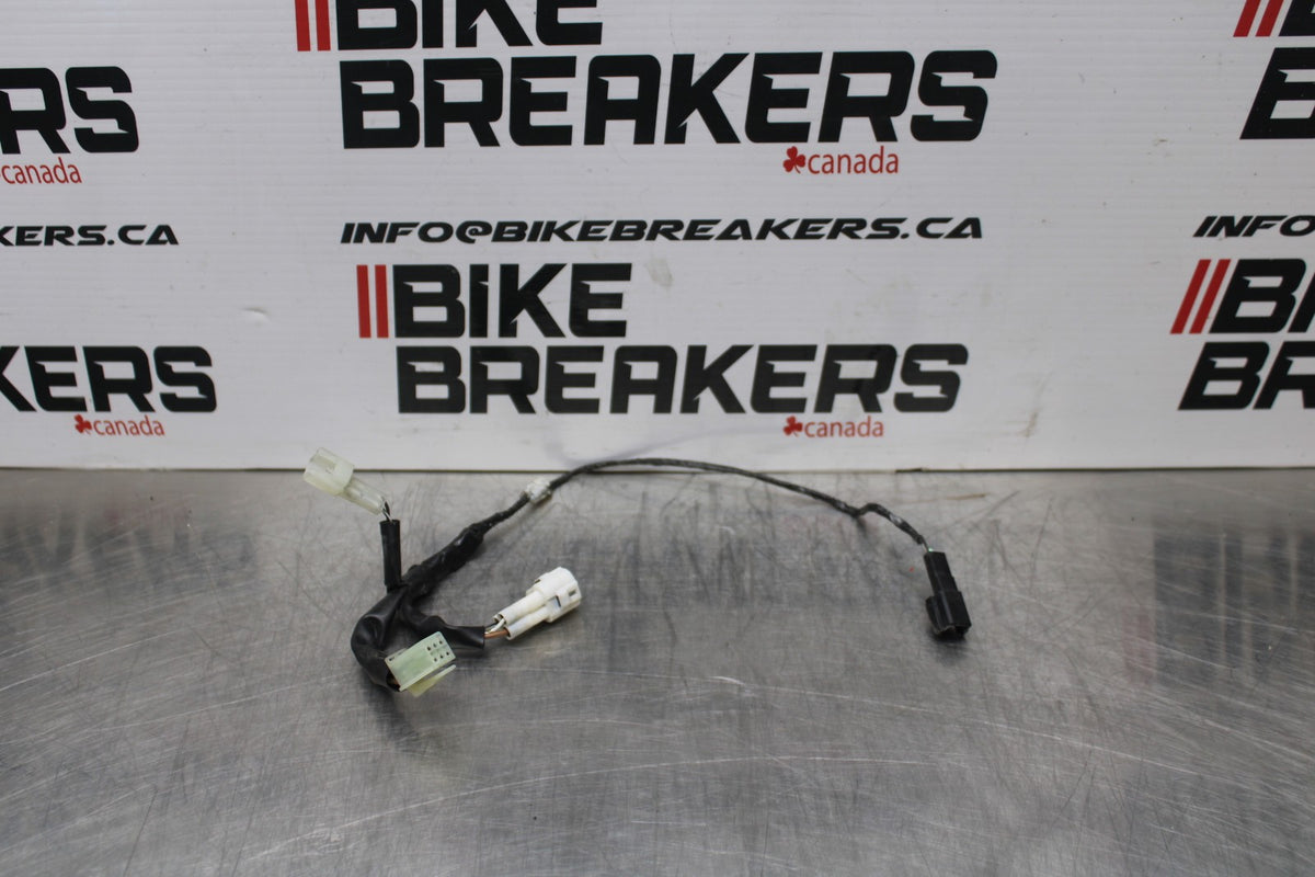 08-10 SUZUKI GSXR 600 TAIL LIGHT WIRING HARNESS MOTOR WIRE LOOM BB202