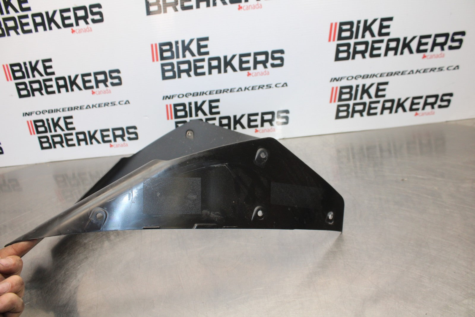 18-23 KAWASAKI NINJA 400 EX400 ABS LOWER FRONT UPPER INNER HEADLIGHT COWL BB192