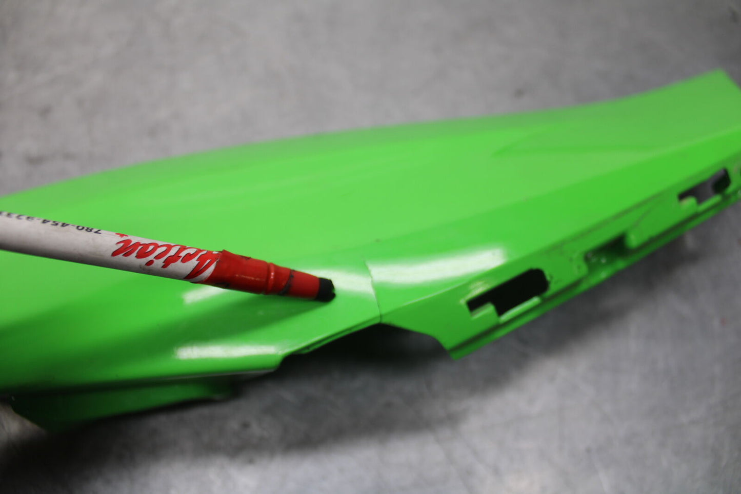 16 KAWASAKI NINJA ZX10R RIGHT REAR BACK TAIL FAIRING COWL 36001-0641-51B  BB650