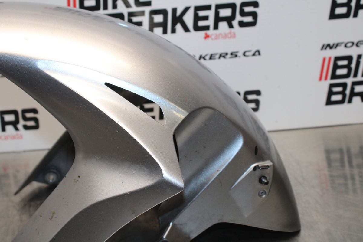 06-07 HONDA CBR1000RR FRONT WHEEL FENDER COWL FAIRING BB166