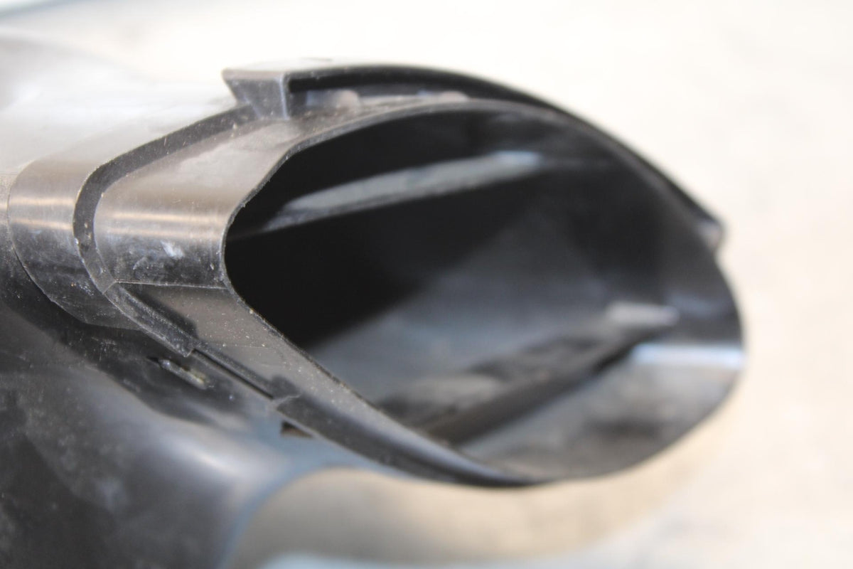 09-11 SUZUKI GSXR1000 RIGHT RAM AIR INTAKE DUCT TUBE 94420-47H00 BB96