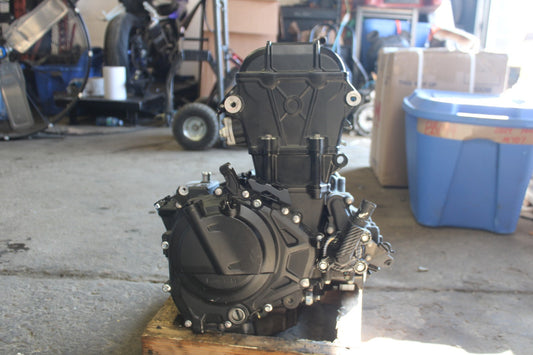 18-23 KAWASAKI NINJA 400 EX400 ABS ENGINE MOTOR BB192